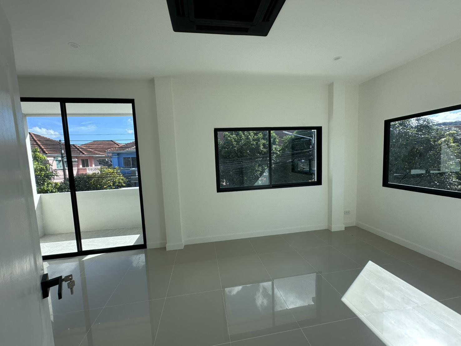 the1-00134-15 บ้านแฝด วิลล่าเจ้าฟ้า 2 เจ้าฟ้า เมืองภูเก็ต 3 นอน 2 น้ำ 4.59 ล้านบาท